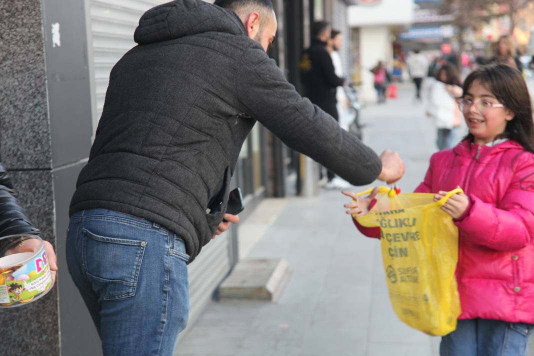 Konya'nın minikleri şivlilik coşkusuyla sokakları şenlendirdi 27